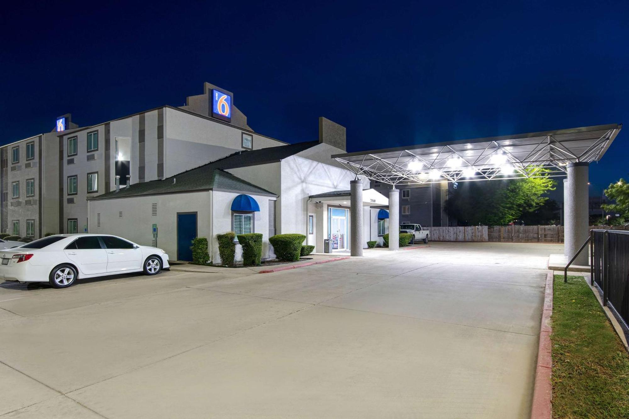Motel 6-San Antonio, Tx - South Екстер'єр фото